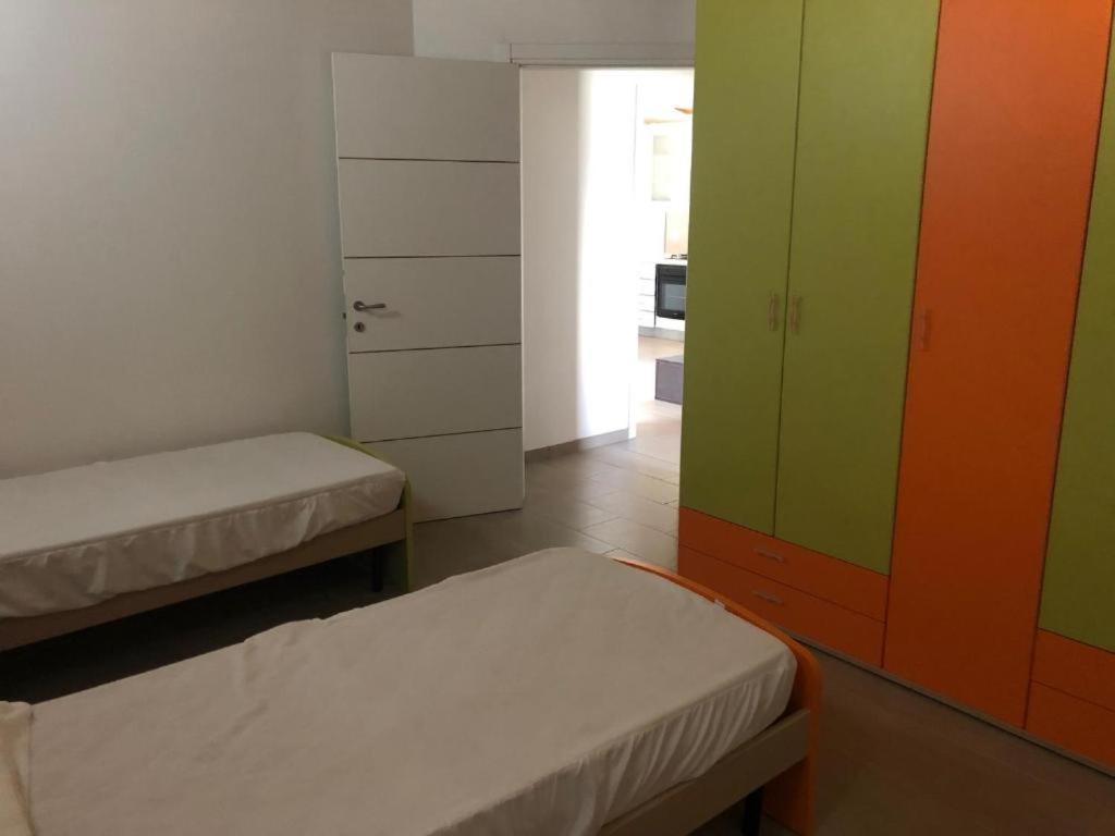 Appartamento Trilocale con cortile Budoni Esterno foto